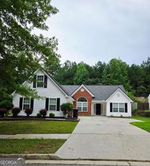 2145 Mina Lane Drive, Buford, GA 30518