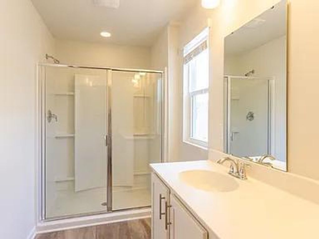 Image 19 of property listing at 127 Blossom Wood Lane, Summerville, SC 29486