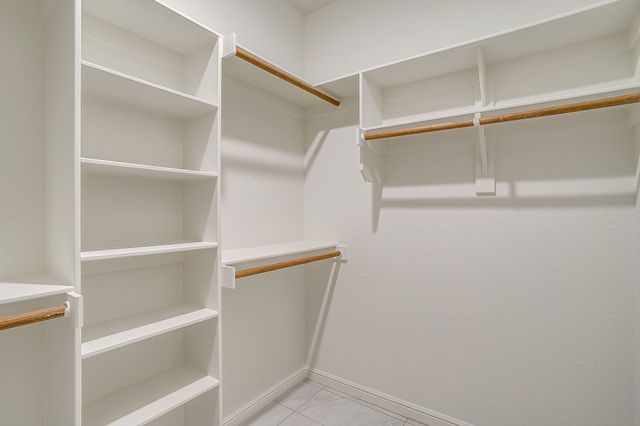 933 Colorado River Drive, Granbury, TX 76048