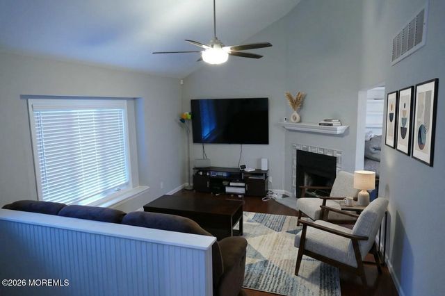 162 Linden Avenue B, Highlands, NJ 07732