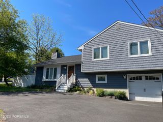 162 Linden Avenue B, Highlands, NJ 07732