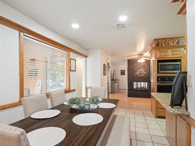 2815 N Grove Avenue, Oklahoma City, OK 73127