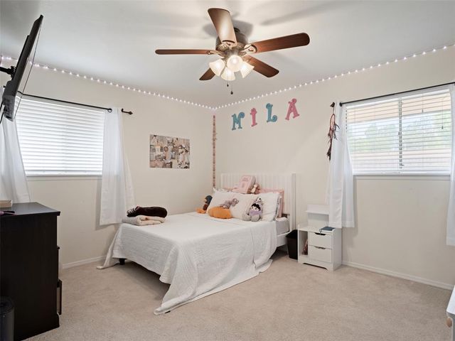 2815 N Grove Avenue, Oklahoma City, OK 73127