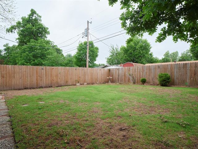 2815 N Grove Avenue, Oklahoma City, OK 73127