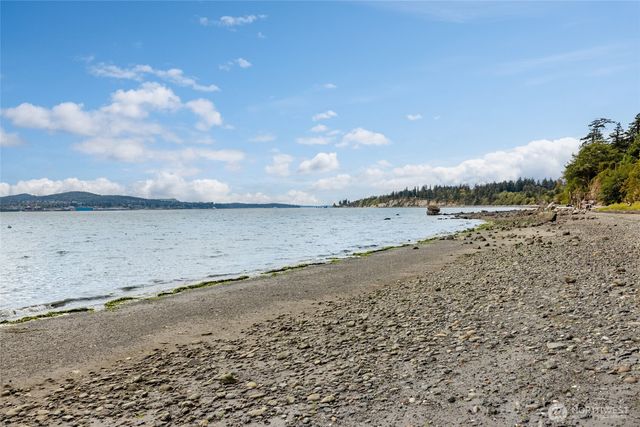 7034 Channel View Drive, Anacortes, WA 98221