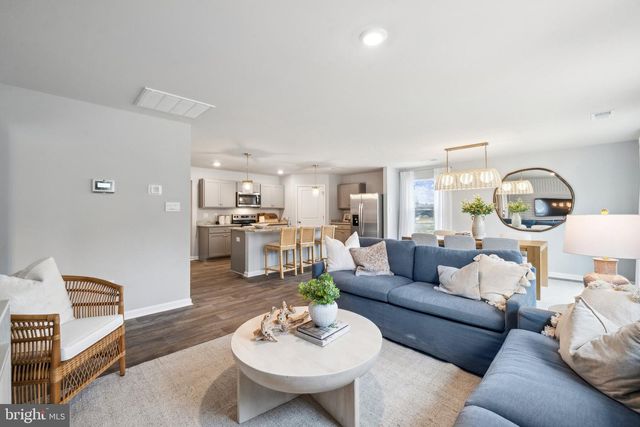 9 RIVER OAK DR, Staunton, VA 24401