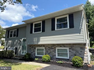 130 CLARENCE AVE, Severna Park, MD 21146