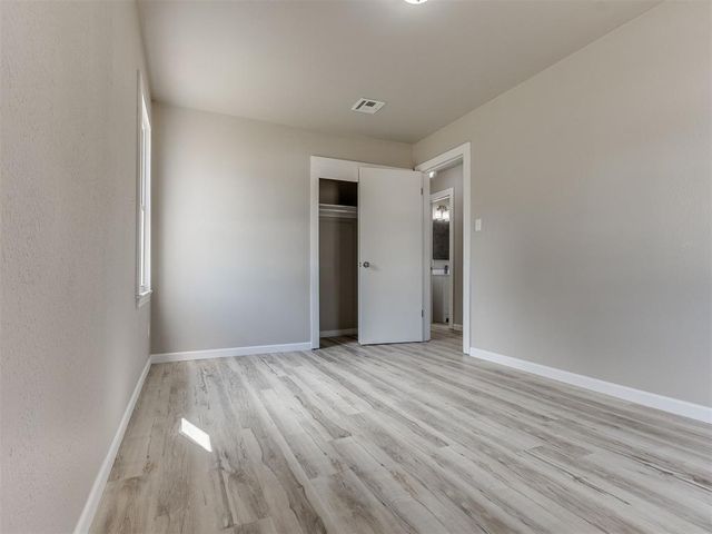 1116 W Hickory Lane, Midwest City, OK 73110