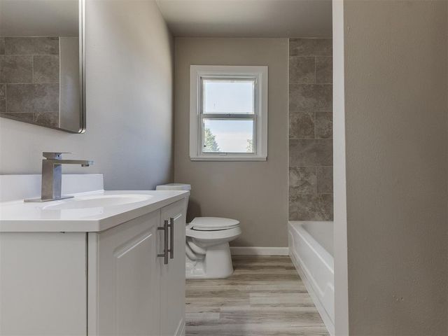 1116 W Hickory Lane, Midwest City, OK 73110