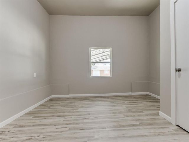 1116 W Hickory Lane, Midwest City, OK 73110