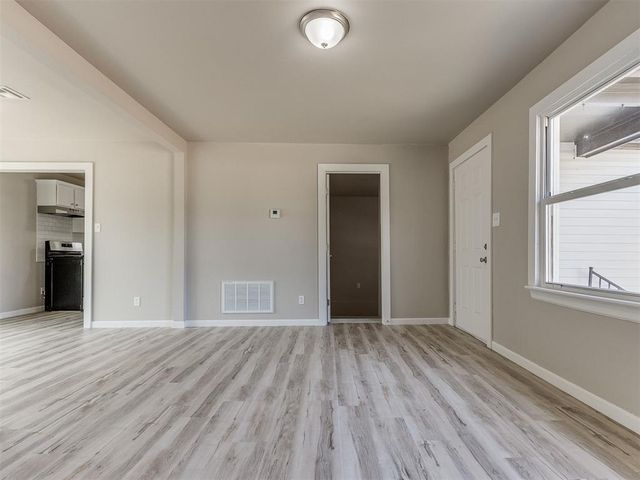 1116 W Hickory Lane, Midwest City, OK 73110