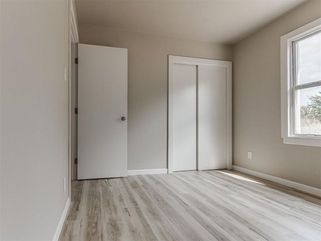 1116 W Hickory Lane, Midwest City, OK 73110