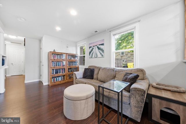 7809 BRIDGE DR, Baltimore, MD 21226