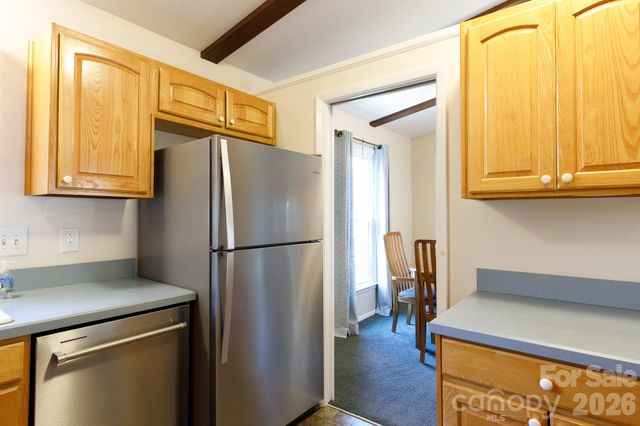 734 Charter Place, Charlotte, NC 28211