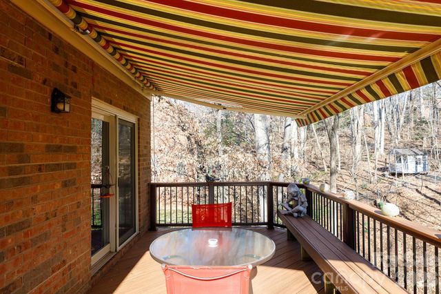 734 Charter Place, Charlotte, NC 28211