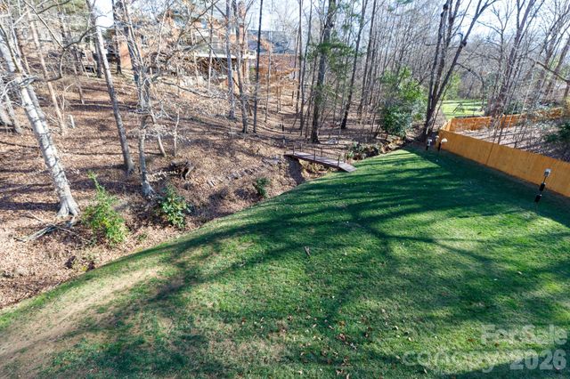 734 Charter Place, Charlotte, NC 28211