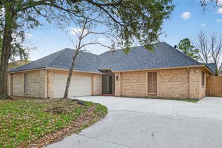 206 Mill Trail Drive, Sugar Land, TX 77498