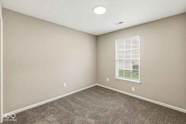 8236 Brambleberry Drive, Indianapolis, IN 46239