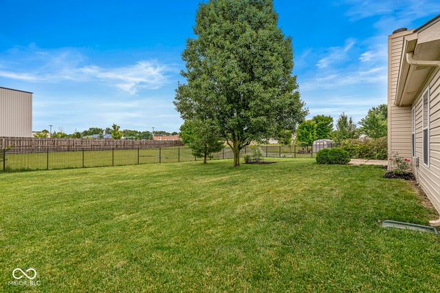8236 Brambleberry Drive, Indianapolis, IN 46239