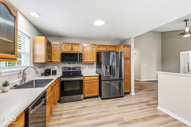 8236 Brambleberry Drive, Indianapolis, IN 46239
