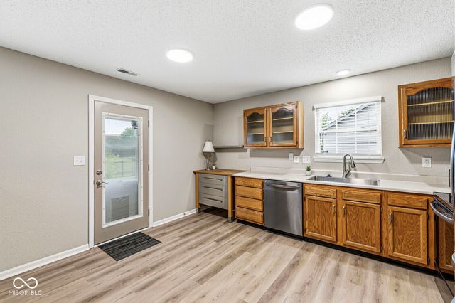 8236 Brambleberry Drive, Indianapolis, IN 46239