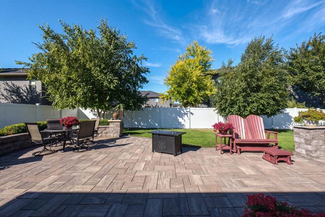 3429 55th Street S, Fargo, ND 58104