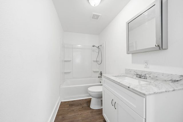 1323 Elm, Waco, TX 76704