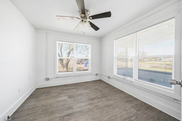 1323 Elm, Waco, TX 76704