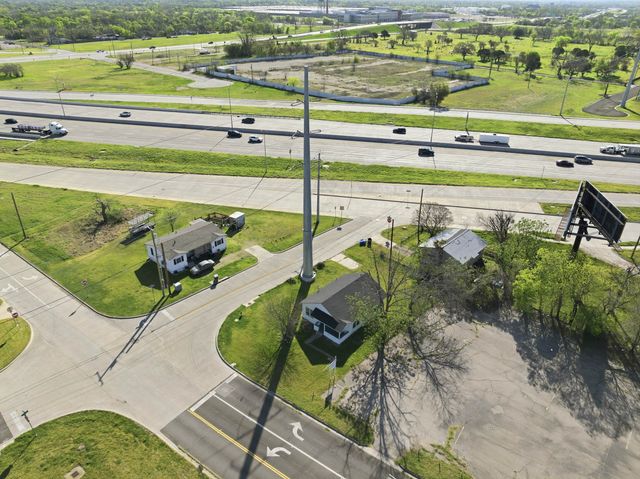 1323 Elm, Waco, TX 76704