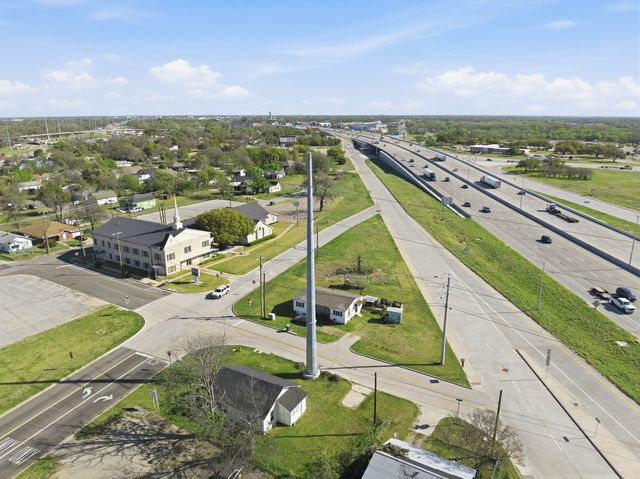 1323 Elm, Waco, TX 76704