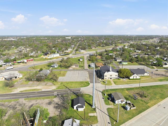 1323 Elm, Waco, TX 76704