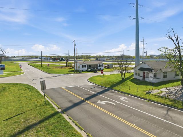 1323 Elm, Waco, TX 76704
