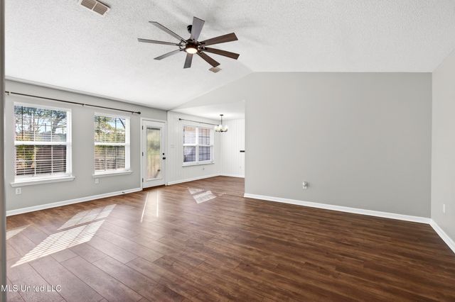 11193 Karli Lane, Biloxi, MS 39532