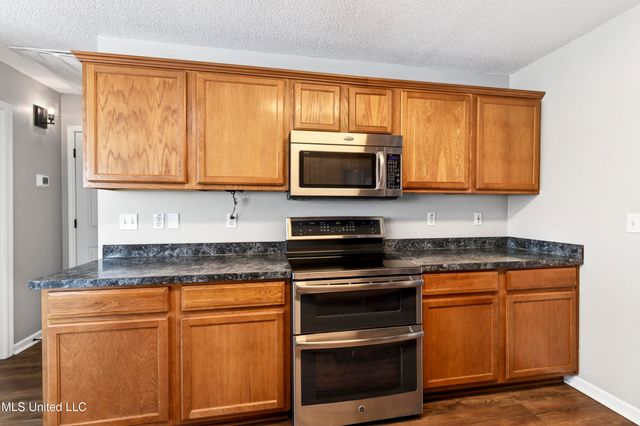 11193 Karli Lane, Biloxi, MS 39532