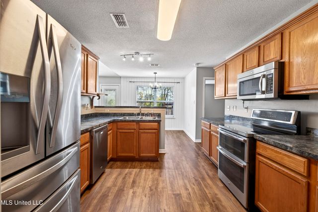 11193 Karli Lane, Biloxi, MS 39532