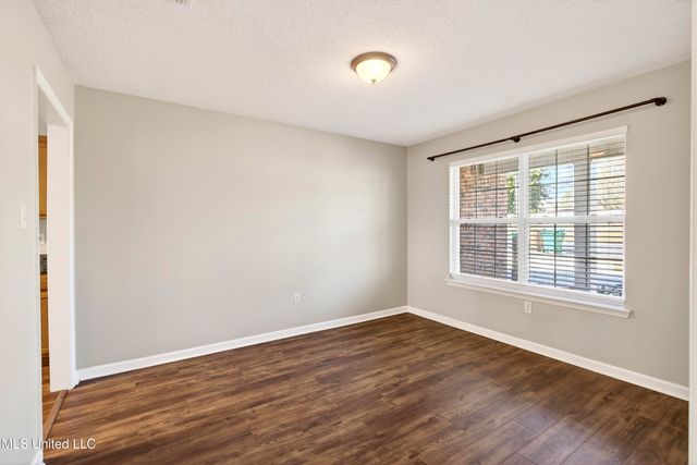 11193 Karli Lane, Biloxi, MS 39532