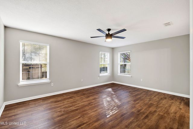 11193 Karli Lane, Biloxi, MS 39532