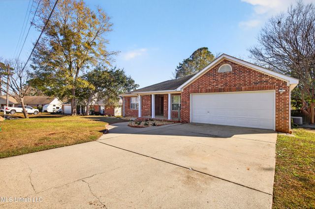 11193 Karli Lane, Biloxi, MS 39532