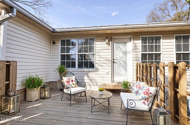 11193 Karli Lane, Biloxi, MS 39532