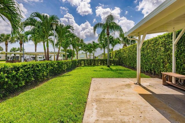 32007 Domingo Bay, Boynton Beach, FL 33436