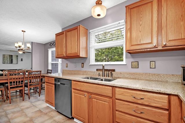 7647 Windsor Drive, Dublin, OH 43016