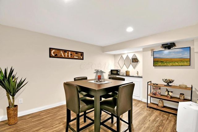 7647 Windsor Drive, Dublin, OH 43016