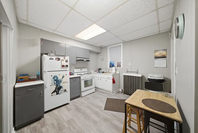 2924 S Princeton Avenue, Chicago, IL 60616