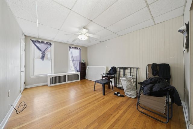 2924 S Princeton Avenue, Chicago, IL 60616