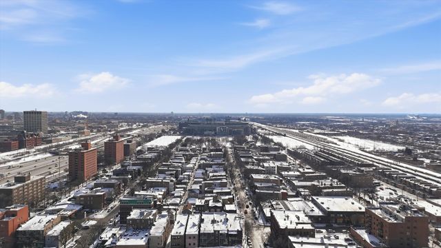 2924 S Princeton Avenue, Chicago, IL 60616