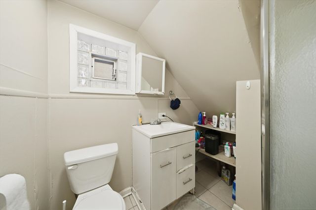 2924 S Princeton Avenue, Chicago, IL 60616