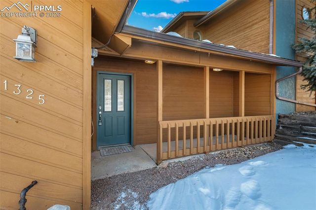 1325 Thomas Circle, Woodland Park, CO 80863