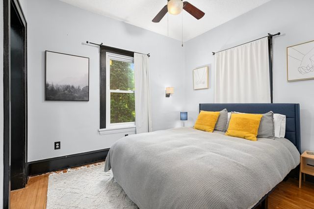 3240 20th Avenue S, Minneapolis, MN 55407