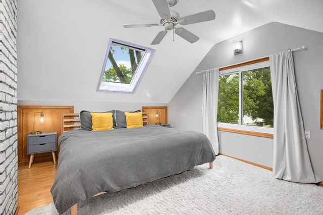 3240 20th Avenue S, Minneapolis, MN 55407