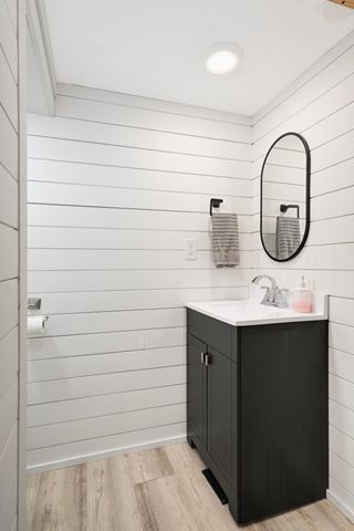 3240 20th Avenue S, Minneapolis, MN 55407